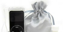 Una pioggia di Swarovski sull'iPod